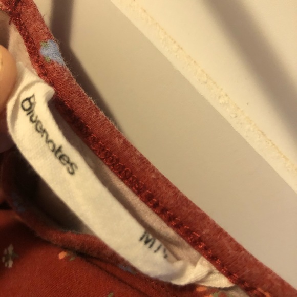 halter tank top - Picture 3 of 3